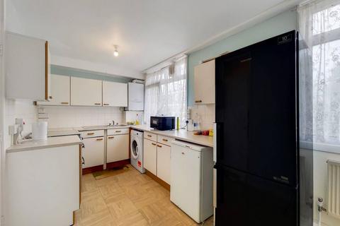 4 bedroom maisonette to rent, London, SW9 0DW