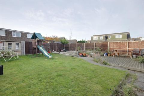 3 bedroom link detached house for sale, Sycamore Close, Gilberdyke, Brough