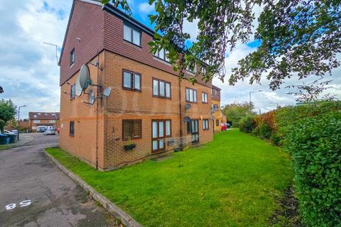 1 bedroom ground floor flat for sale, Shepherds Walk, London, NW2