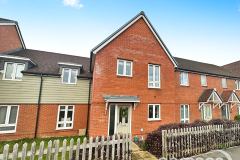 108 Saunders Way, Basingstoke, RG23 7FG