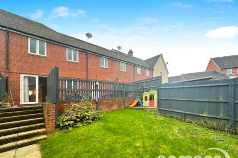 108 Saunders Way, Basingstoke, RG23 7FG