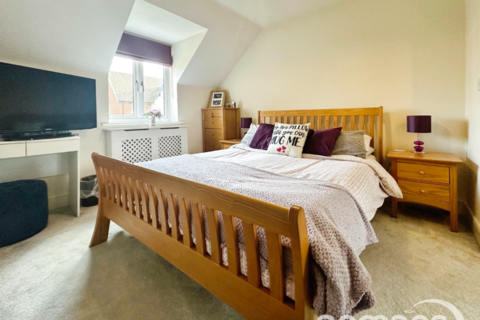 108 Saunders Way, Basingstoke, RG23 7FG