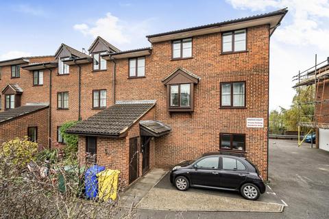 2 bedroom flat for sale, Alexandra Road, Wimbledon