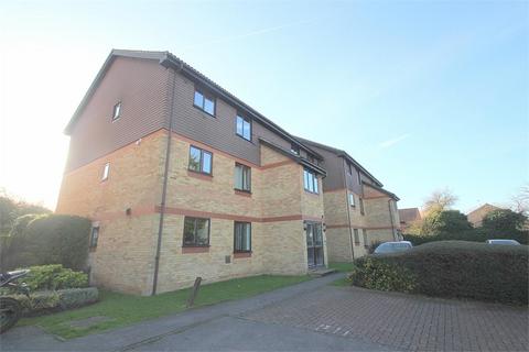 2 bedroom flat to rent, Spring Park, Datchet SL3