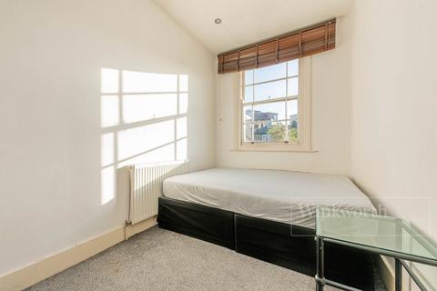 2 bedroom apartment for sale, Cambridge Avenue, London, NW6