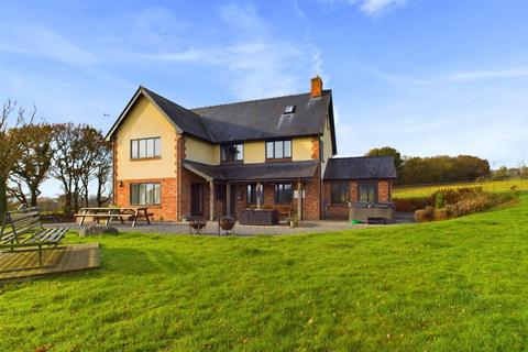 6 bedroom detached house for sale, Solitude, Aberhafesp, Newtown