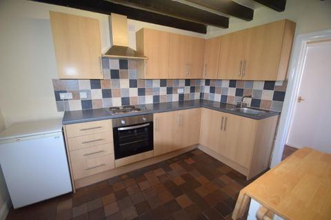 3 bedroom semi-detached house to rent, 15 Tibberton