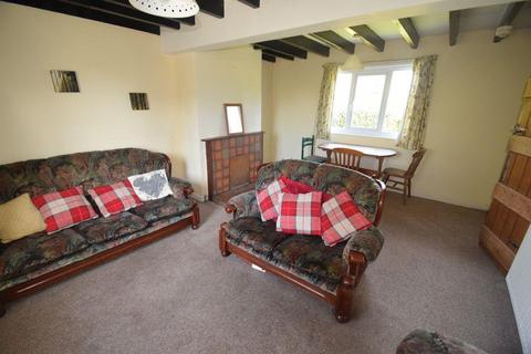 3 bedroom semi-detached house to rent, 15 Tibberton