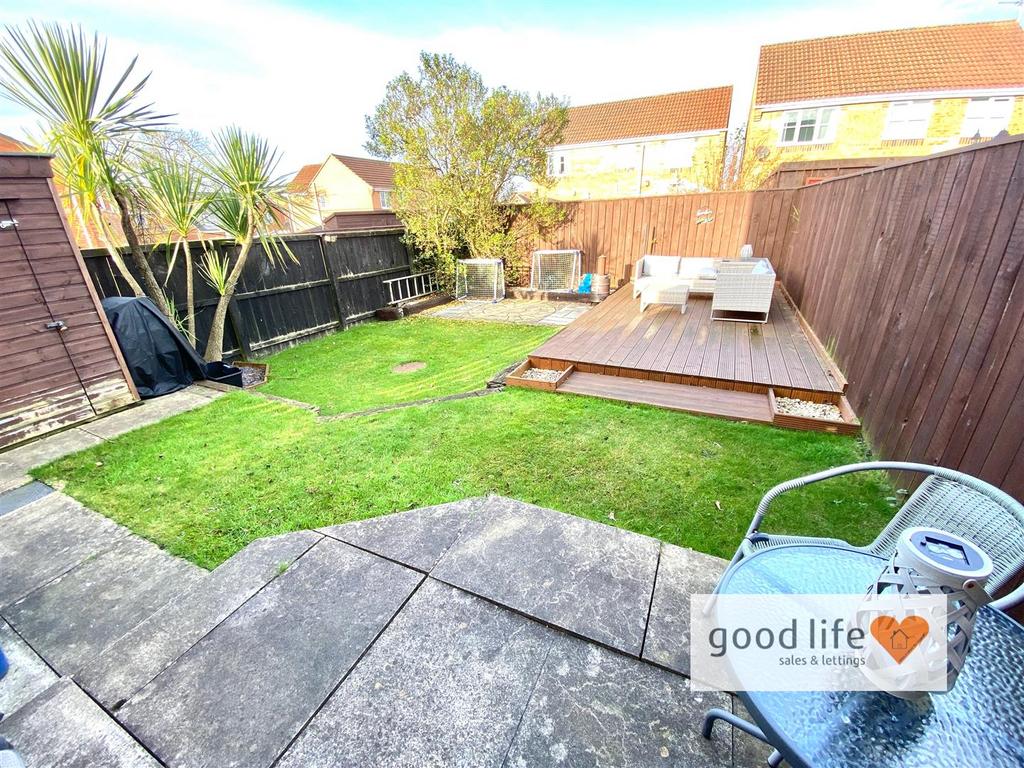 20241112 132252909 i OS56halesworthdrive.jpg