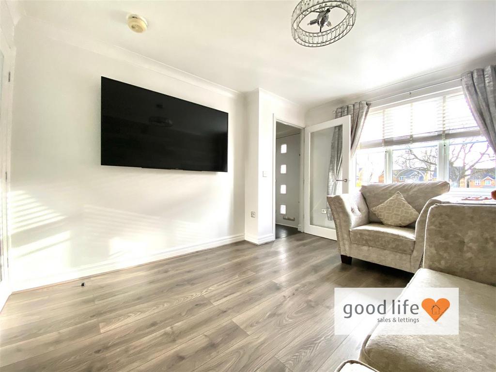 20241112 131654250 i OS56halesworthdrive.jpg