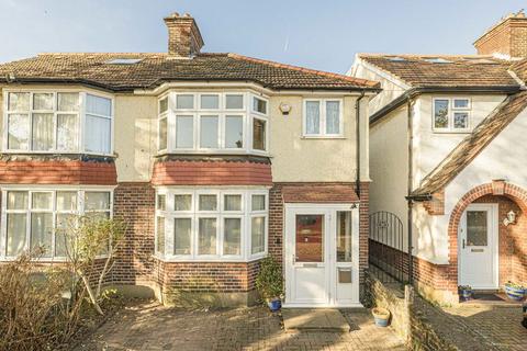 3 bedroom house for sale, Woodland Gardens, Isleworth TW7