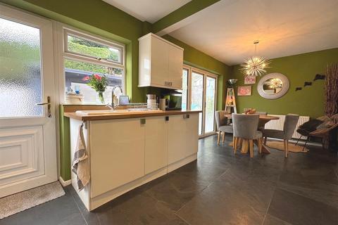 5 Ashcombe Way, Leek, ST13 5SD