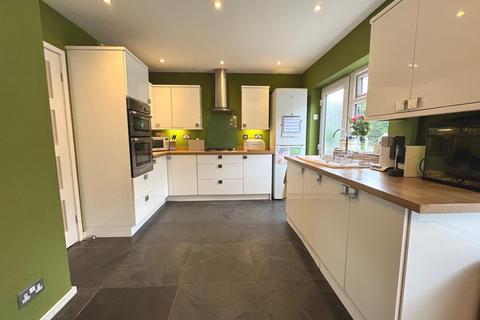 5 Ashcombe Way, Leek, ST13 5SD