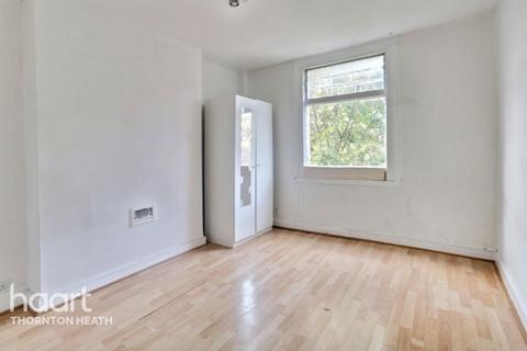 2 bedroom apartment for sale, Grange Park Road, Thornton Heath