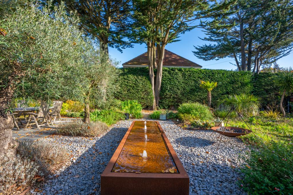 Garden 4