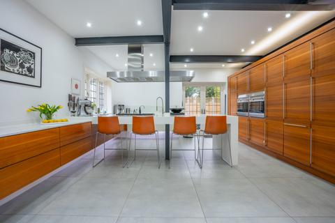 21 Dunkeld Road, Bournemouth, BH3 7EN