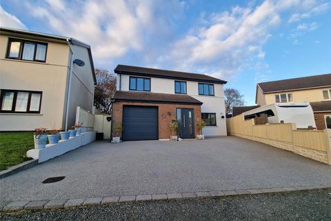 4 bedroom detached house for sale, Donovan Reed Gardens, Pembroke Dock, Pembrokeshire, SA72