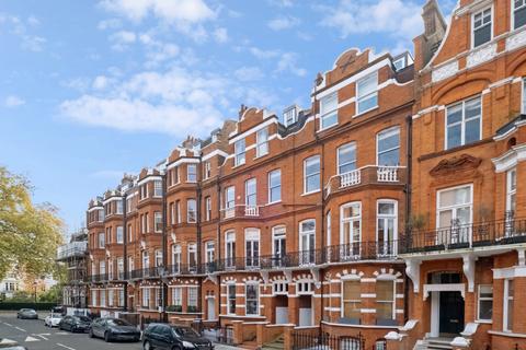 4 bedroom apartment for sale, Egerton Gardens, London, SW3