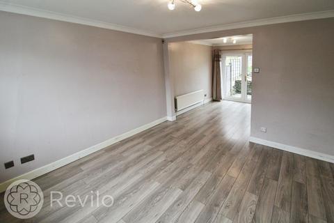 3 bedroom semi-detached house to rent, Blyth Avenue, Littleborough, OL15