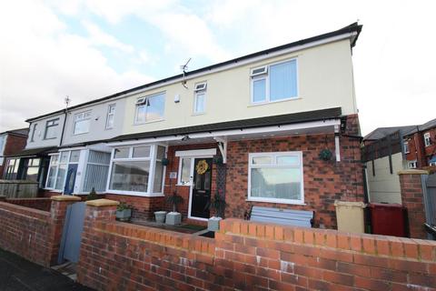 4 bedroom semi-detached house for sale, Hedley Street, Smithills, Bolton