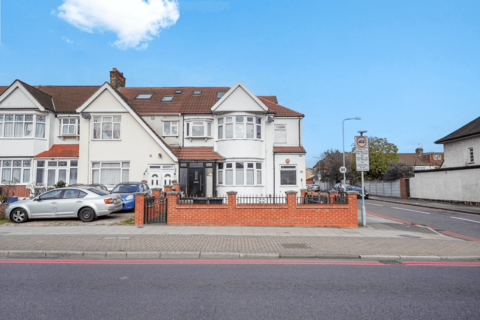 6 bedroom end of terrace house for sale, Eastern Avenue, Ilford, IG2