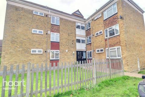 2 bedroom flat to rent, Lodge Hill Lane, ROCHESTER