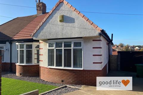 2 bedroom bungalow for sale, Ridgeway Crescent, Sunderland SR3