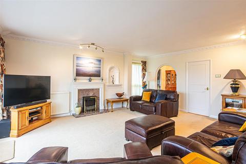 4 bedroom penthouse for sale, 5 Southbourne Court, Drury Lane, Dore, S17 3GG