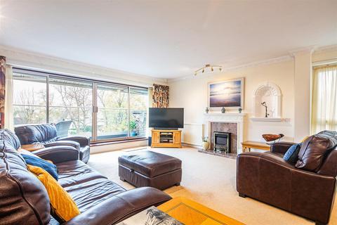 4 bedroom penthouse for sale, 5 Southbourne Court, Drury Lane, Dore, S17 3GG