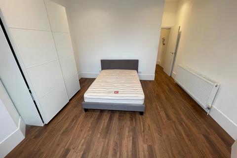 2 bedroom flat to rent, Cranhurst Road, Willesden Green NW2