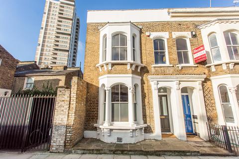 3 bedroom end of terrace house for sale, Lockhart Street, E3