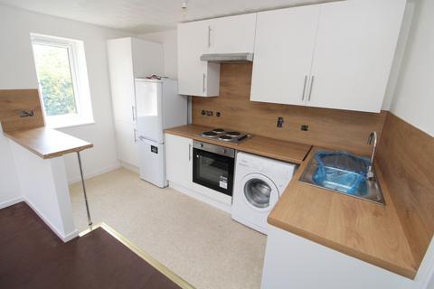 1 bedroom flat for sale, Tenterden Crescent