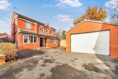 4 bedroom detached house to rent, Luntswood Grove, Newton-le-willows, WA12 9WZ