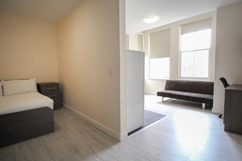 Studio to rent, Apt 3A, 31 Clarendon Road #931863