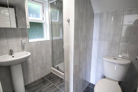 undefined, Apt 3, 4 Darnley Road, Darnley Road LS16