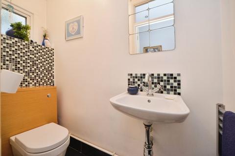 210b Ravensbourne Avenue, Beckenham, BR3 5HG