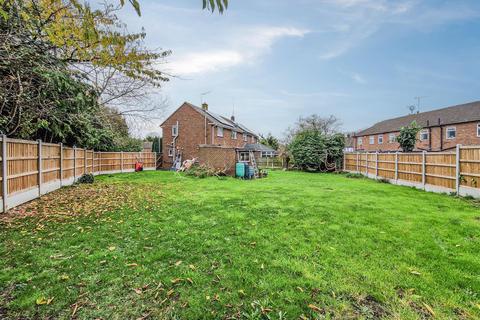 3 bedroom semi-detached house for sale, Appletree Close, Southend-on-Sea SS2