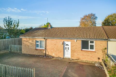 2 bedroom semi-detached bungalow for sale, Vicarage Avenue, Cambridge CB22