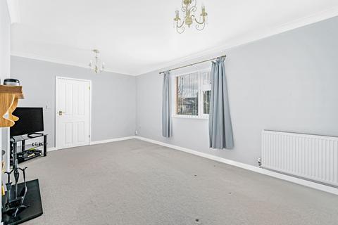 2 bedroom semi-detached bungalow for sale, Vicarage Avenue, Cambridge CB22