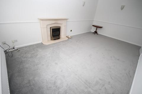 2 bedroom detached bungalow to rent, 26, Santa Monica Grove, Bradford