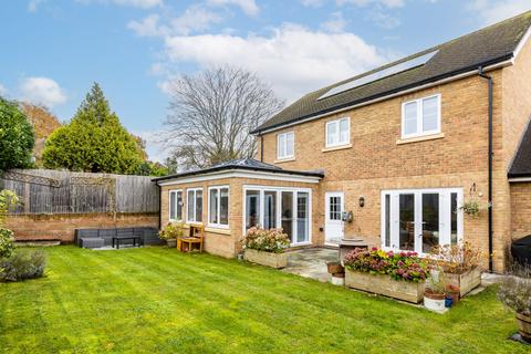 4 bedroom detached house for sale, Welcome Place, Horsham RH13