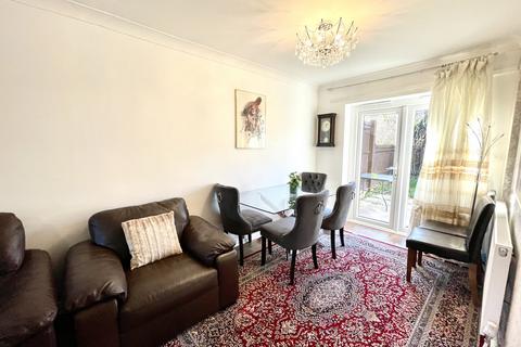 undefined, Cookham Close, Southall, Greater London, UB2