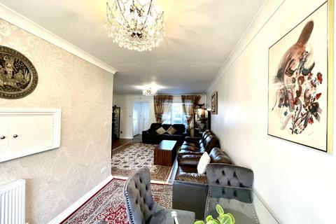 undefined, Cookham Close, Southall, Greater London, UB2