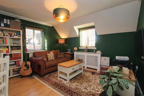2 Blaydon Place, Sutton, Ely, CB6 2BS