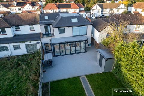 5 bedroom semi-detached house for sale, Queens Walk, London NW9