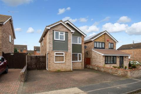 3 bedroom detached house for sale, Nene Drive, Bletchley, Milton Keynes