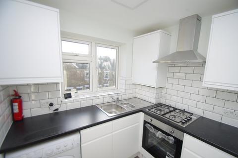 2 bedroom apartment to rent, Park Road, WATFORD, WD17