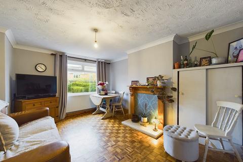 2 Malvern Close, Lower Broadheath, Worcester, WR2 6RA