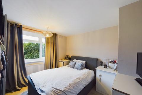 2 Malvern Close, Lower Broadheath, Worcester, WR2 6RA