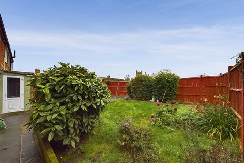 2 Malvern Close, Lower Broadheath, Worcester, WR2 6RA